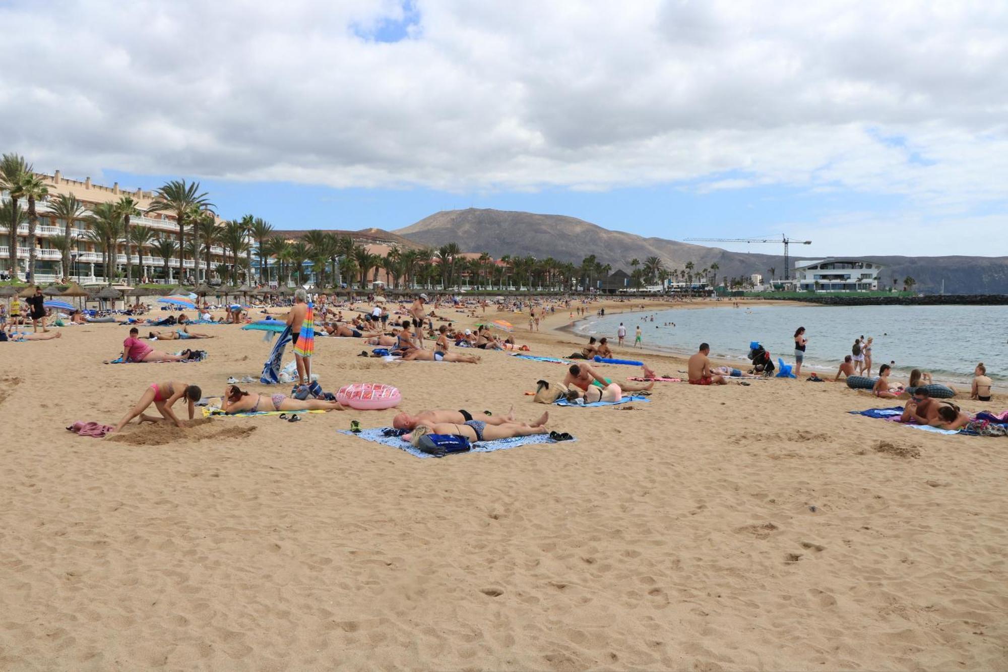 Playa Arena Apartment *